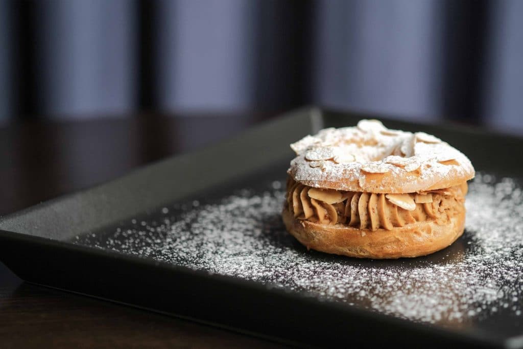 Peut-on manger un Paris-Brest enceinte ?