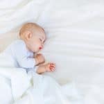 Comment mettre en place le rituel du coucher pour bébé ?