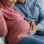 L’Haptonomie : Une approche douce pour renforcer le lien parent-bébé