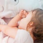 Les différentes phases du sommeil de bébé