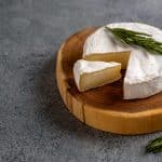 Peut-on manger du fromage à pâte molle enceinte ?